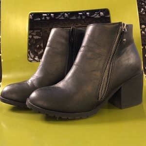 Chunky Heel Ankle Boots, Sz 10